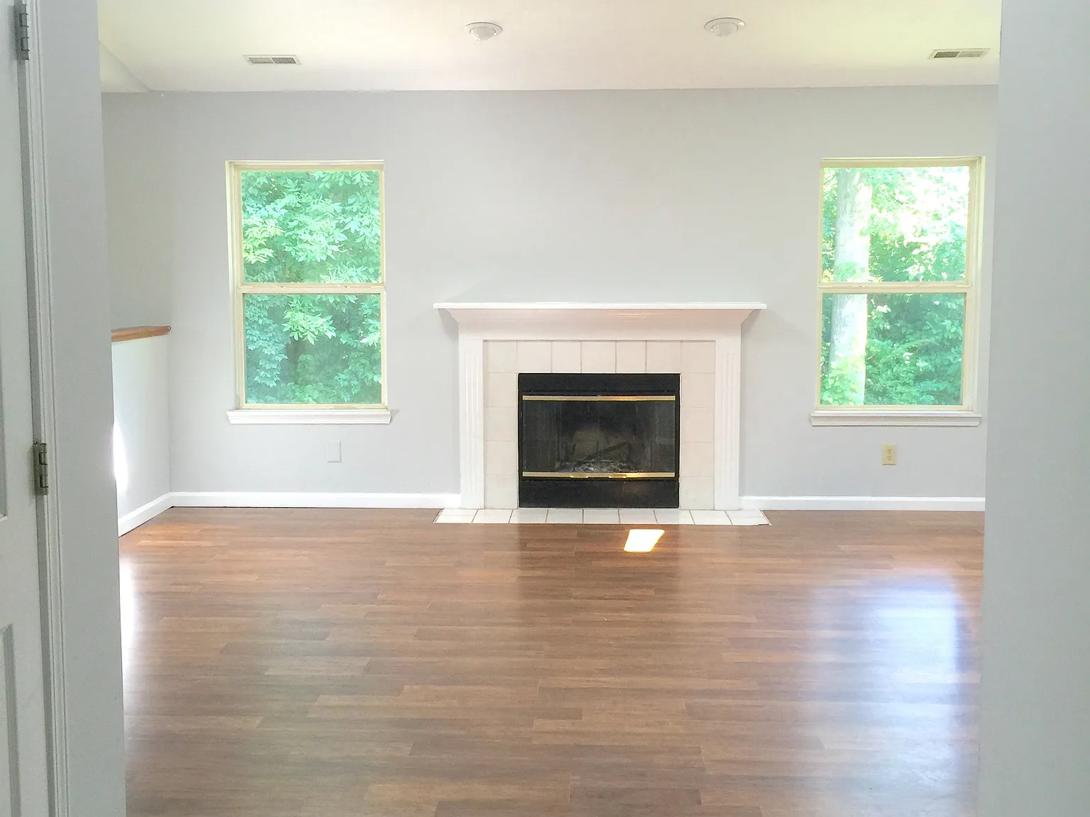 3 bed, 1410 sqft, $1,765 — Photo 2