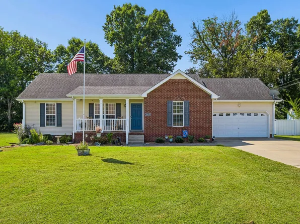 1015 Stepping Stone St, Christiana, TN 37037