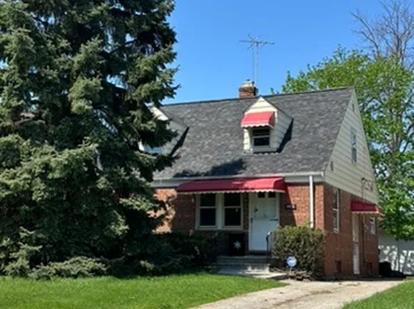 18413 Waterbury Ave, Maple Heights, OH 44137