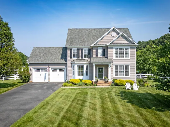 13474 Rustling Oaks Dr, Wye Mills, MD 21679