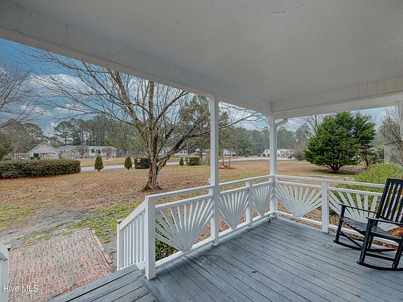 3rd image of 8995 Crooked Oak Court