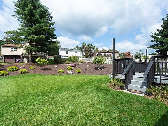 4th image of 2212 Chapparal Dr
