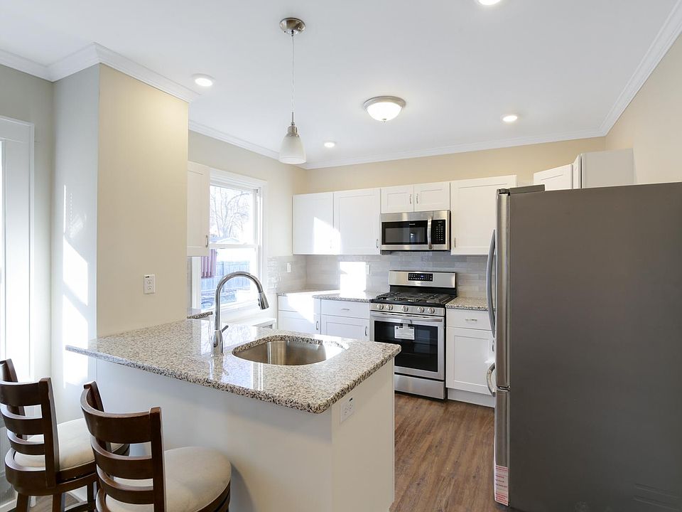 1st image of 61 Park Ter #1