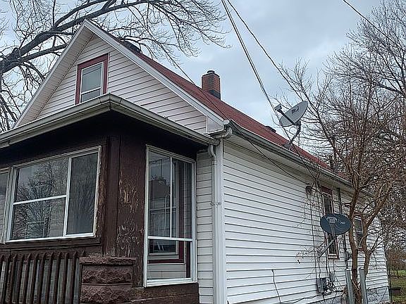 3rd image of 1318 W 20th St
