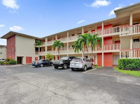 4731 NW 10th Ct APT 212, Fort Lauderdale, FL 33313
