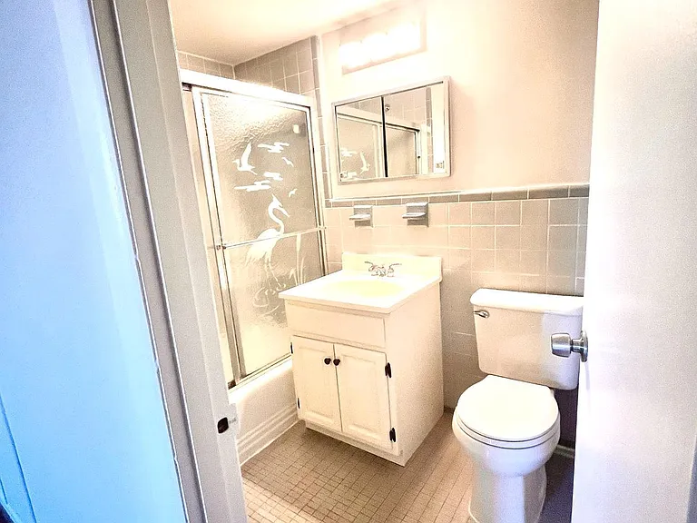 4800 Chevy Chase Dr #404 — Photo 17