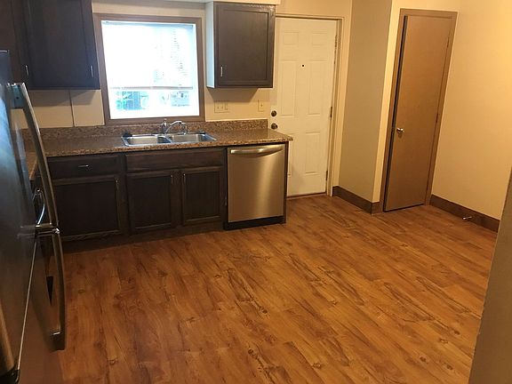 4th image of 4605 Ontario St #1