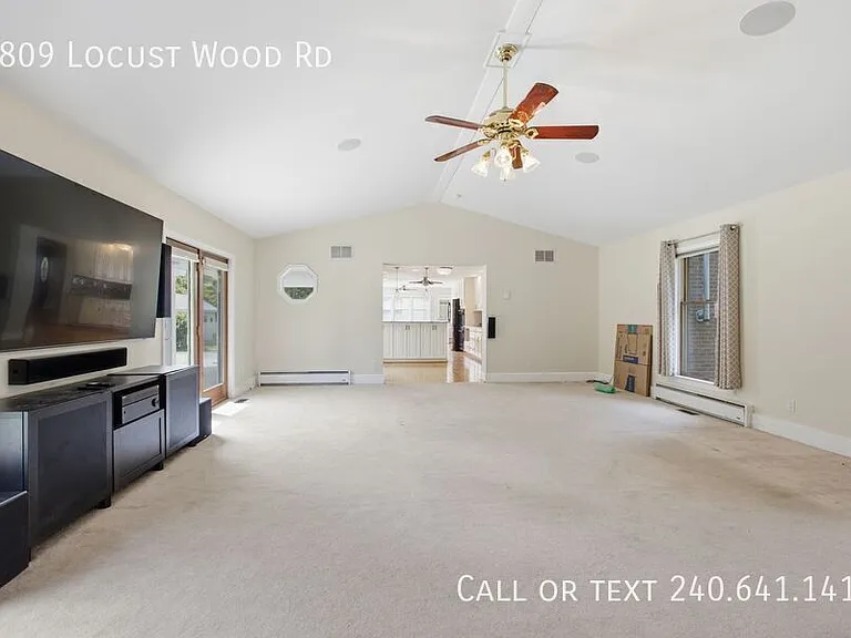 7809 Locust Wood Rd — Photo 5