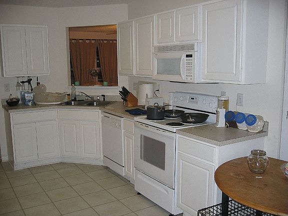 HUGE eat-in-kitchen, with lots of cabinets