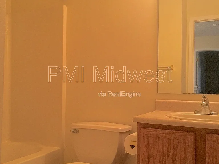 736 Pine Lake Dr — Photo 7