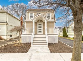 391 Hewlett Pkwy, Hewlett, NY 11557