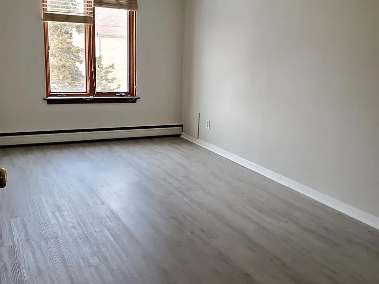 3512 Bryant Ave S #208 — Photo 2