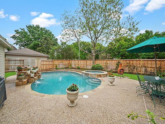 2nd image of 7335 Moss Wood Dr