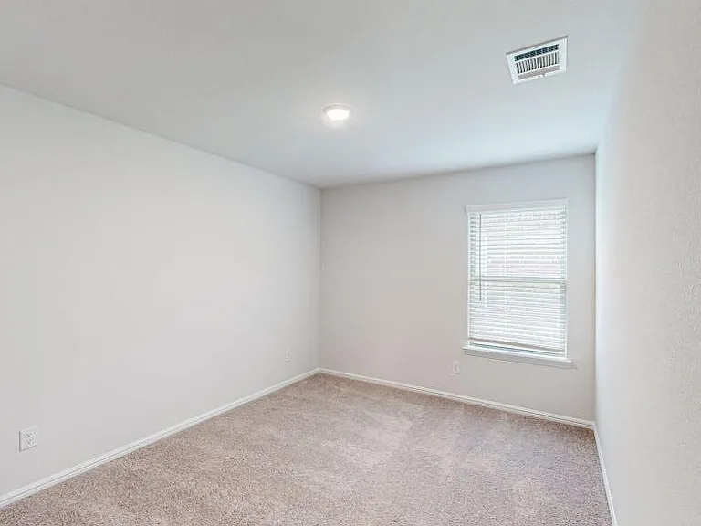 5809 Sandown Dr — Photo 8
