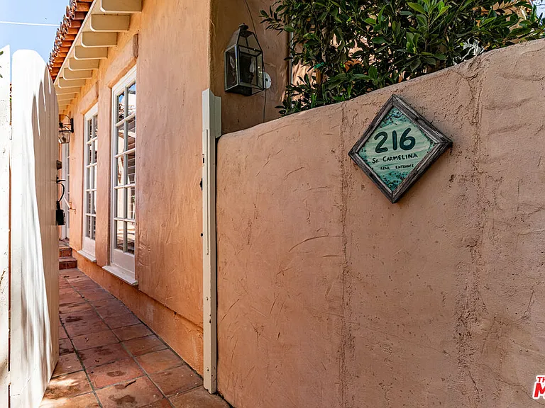 216 S Carmelina Ave #GUESTHOUSE — Photo 19