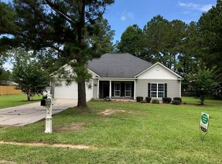 1002 Virginia St, Nashville, GA 31639