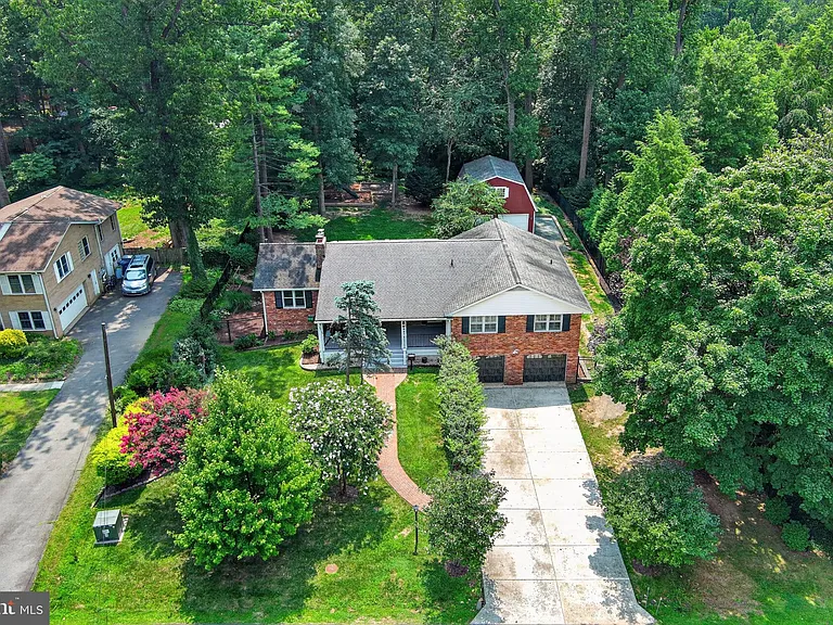 6443 Walters Woods Dr — Photo 88