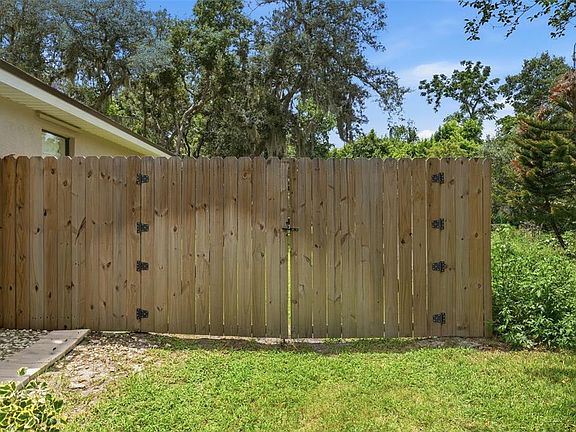 4th image of 10102 SILVER BLUFF DRIVE