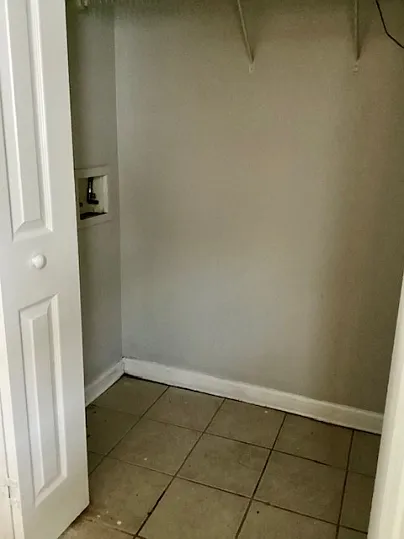 1314 Hasting Dr — Photo 9