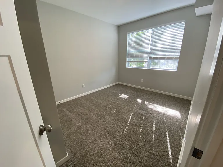 2916 30th Ave S #3C — Photo 8