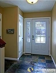 Entry with slate tile