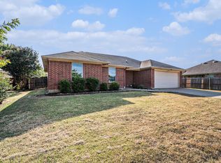 609 Whitefish Dr, Cleburne, TX 76033