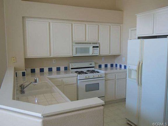 3rd image of 2503 Ladrillo Aisle #66