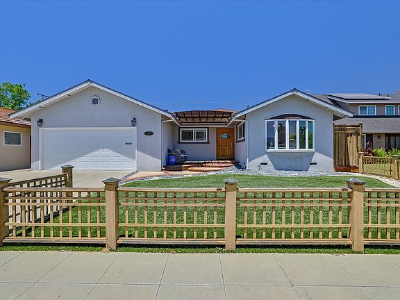 2nd image of 1271 Mary Lee Way