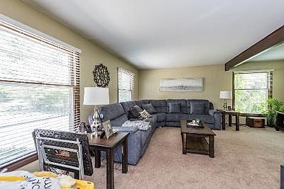 5th image of 9821 W Marguerite Ln