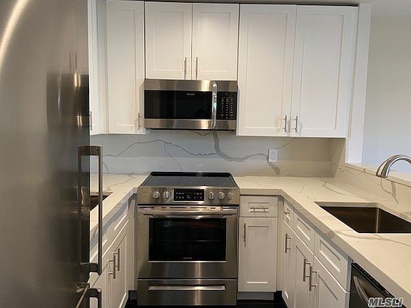4th image of 753 Chestnut St