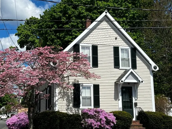 100 Willow St, South Hamilton, MA 01982