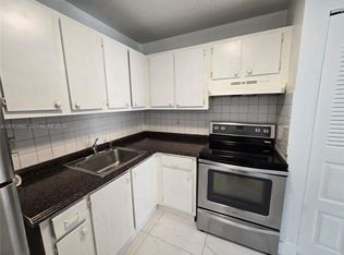 5307 NW 23rd St #176, Fort Lauderdale, FL 33313