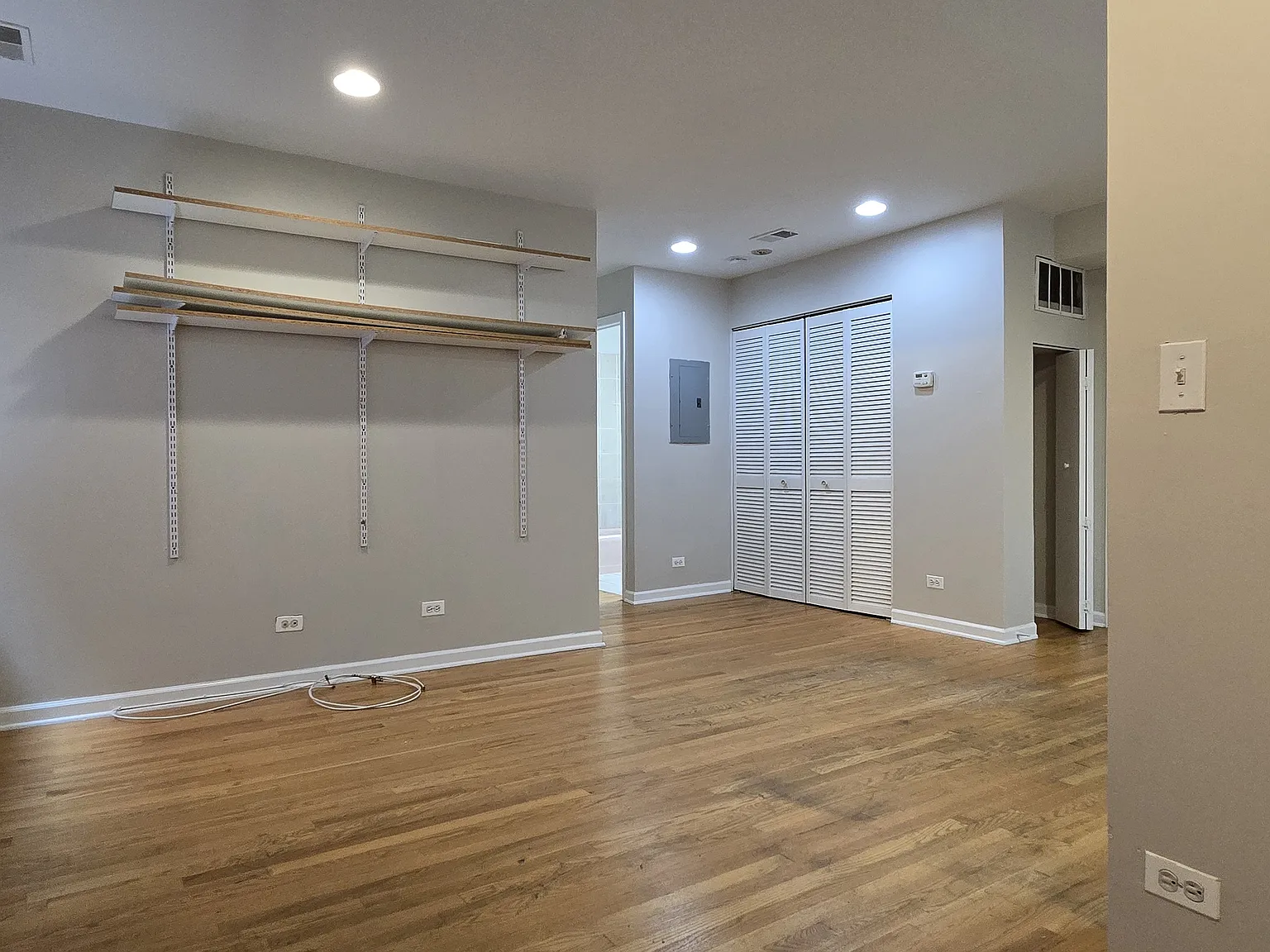 1 bed, 700 sqft, $1,550 — Photo 3