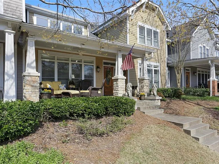 1510 Liberty Ln — Photo 1