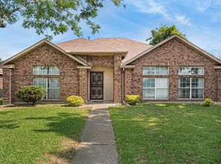 7111 Rothland St, Dallas, TX 75227