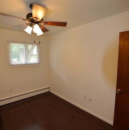 Bedroom with Walk-in Closet