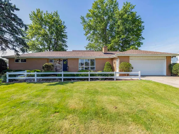 16122 Jackson Rd, Mishawaka, IN 46544