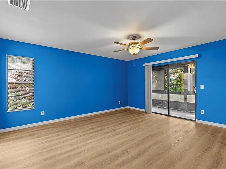 4045 Arrowwood Ct — Photo 11