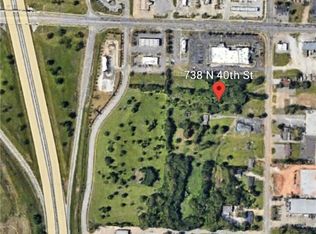 718 N 40th St, Springdale, AR 72762