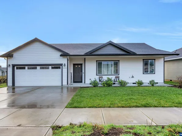 4253 Ash Grove Dr NE, Salem, OR 97305