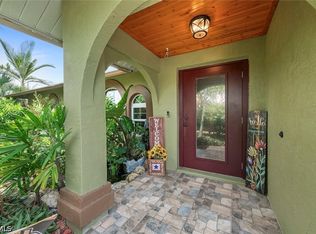 519 NW 26th Pl, Cape Coral, FL 33993