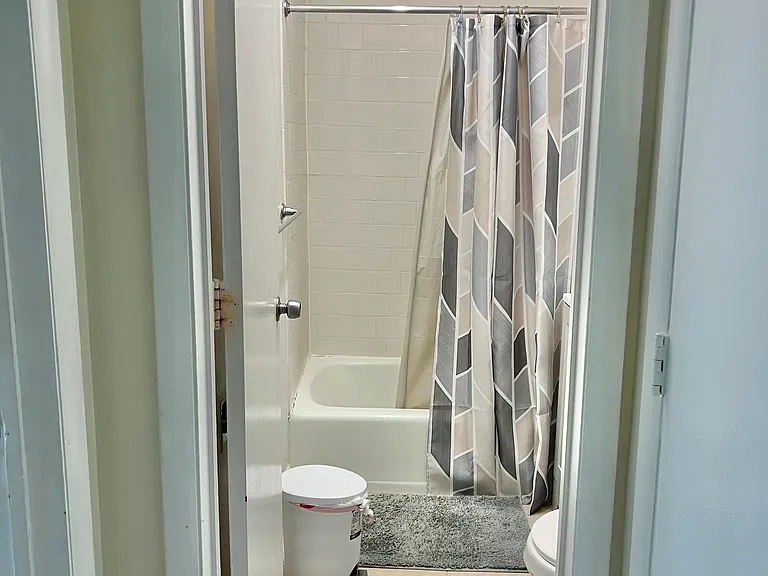 2 Shrewsbury Green Dr #I — Photo 19