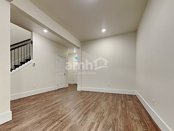 4th image of 9294 Shooting Star St SE