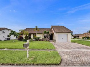 9175 NW 49th Ct, Sunrise, FL 33351