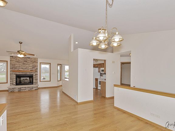 4th image of 9380 Rachel Dr
