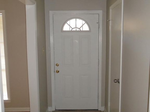 3rd image of 5974 Mingle Dr