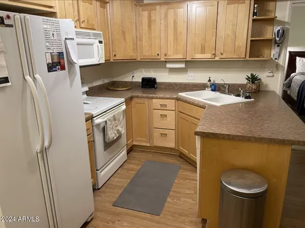 2700 S White Mountain Road #702, Show Low, AZ 85901