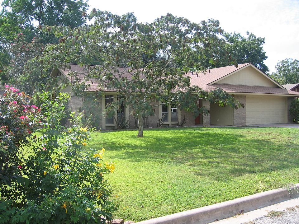 1st image of 1607 Castlewood Ct