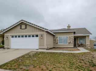 7071 Sultana Ave, Fontana, CA 92336