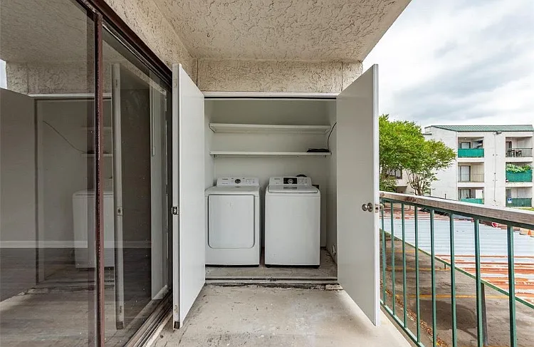 2816 S Bartell Dr #22 — Photo 18